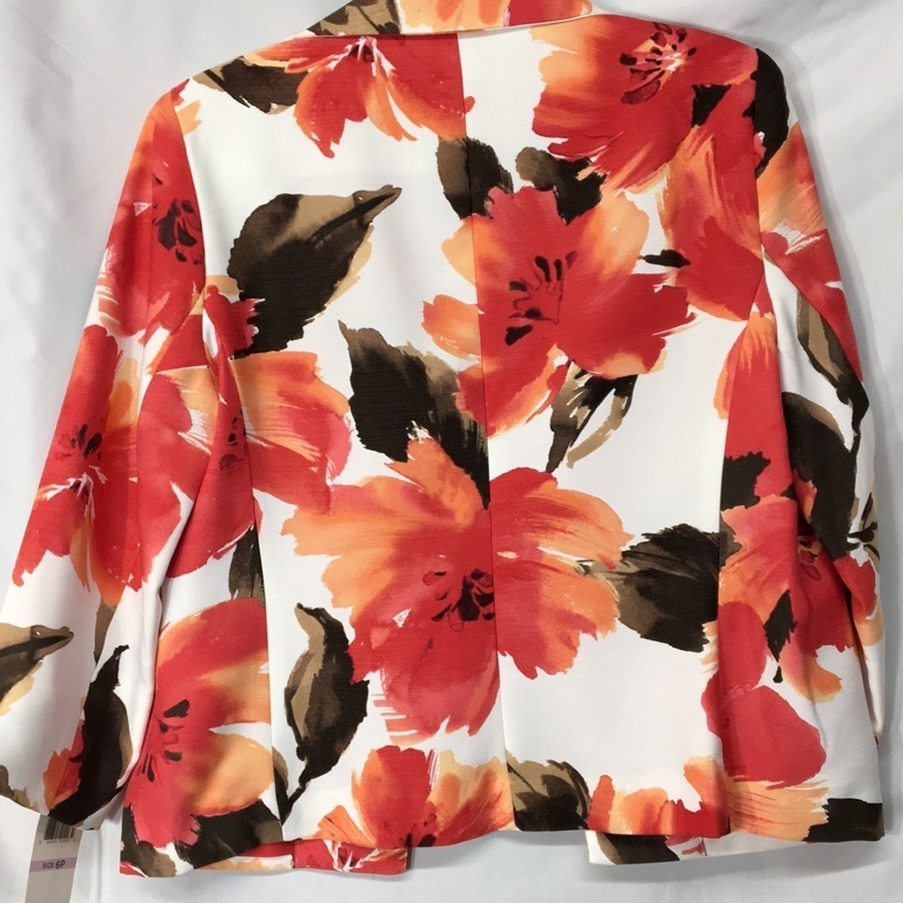 Alfred Dunner Women’s Floral Blazer Size 6P NEW with Tags - Picture 6 of 6